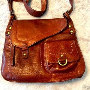 Diba True GENUINE LEATHER COSSBODY HANDBAG